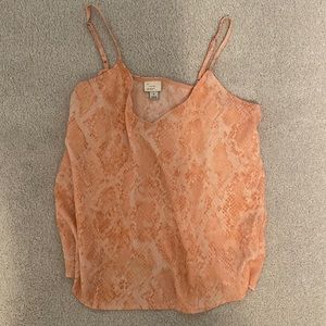 Peach colored tank top